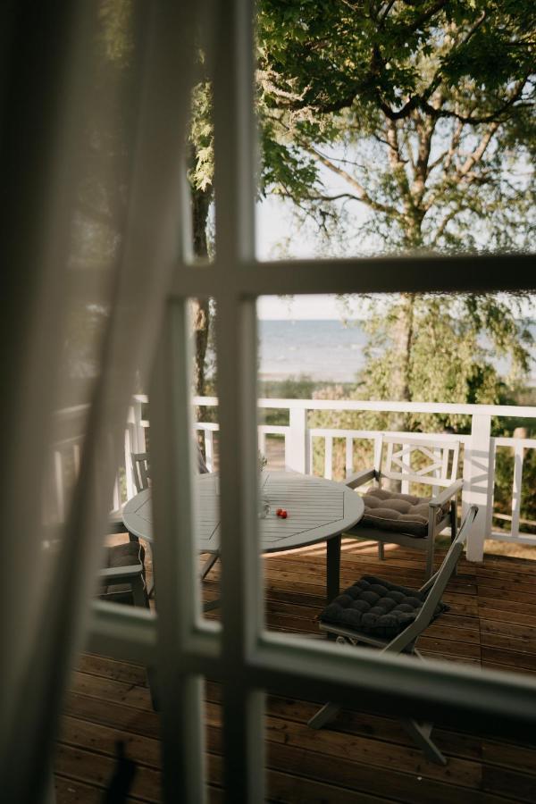 Juras Maja Ausekli Hotel Kaltene Екстериор снимка
