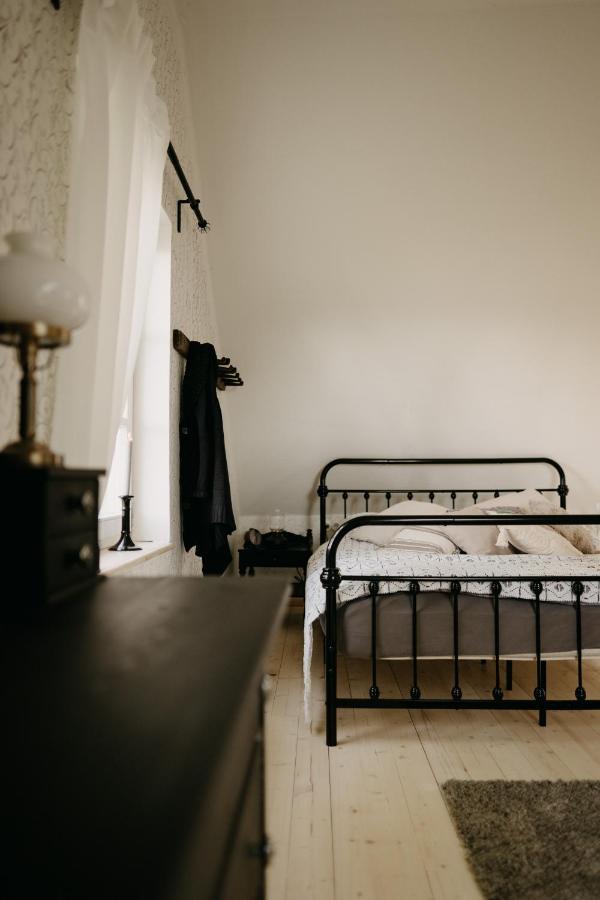 Juras Maja Ausekli Hotel Kaltene Екстериор снимка
