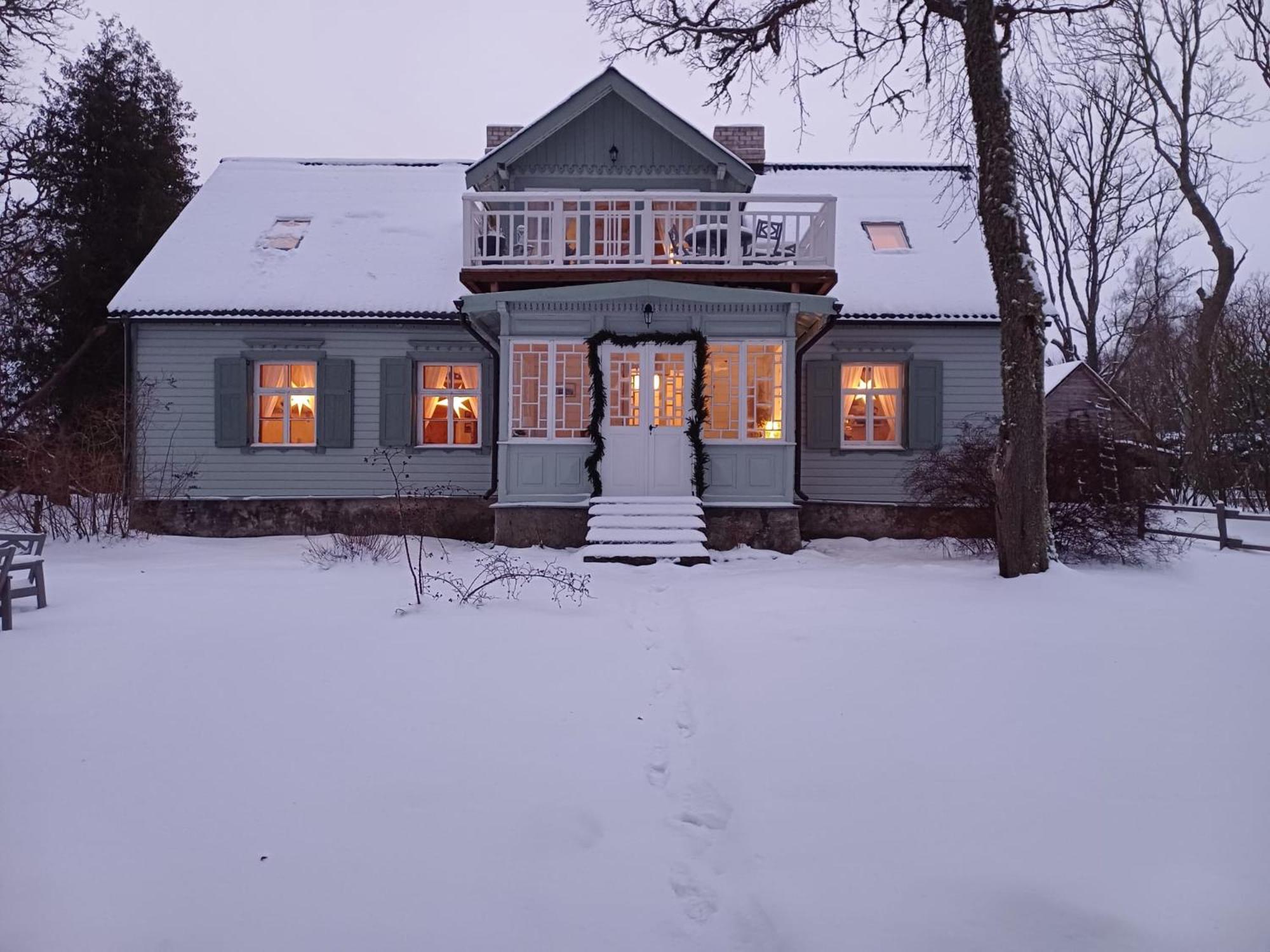 Juras Maja Ausekli Hotel Kaltene Екстериор снимка